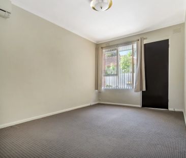 Comfort, Space & Convenience in Noble Park - Photo 3