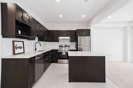 For Lease - 15 Shipley Avenue, Collingwood, Ontario - Photo 3