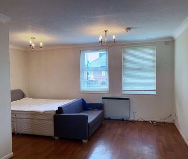 Studio to rent - Photo 5