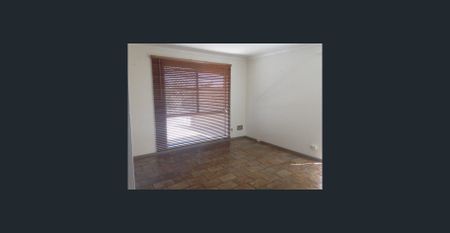 The perfect lock and leave! - Photo 2