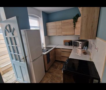 Room in a Shared House, Pargeter Road, B67 - Photo 3