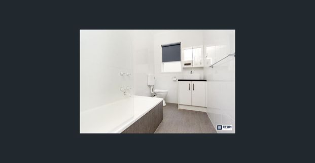 Renovated ground floor apartment! - Photo 1