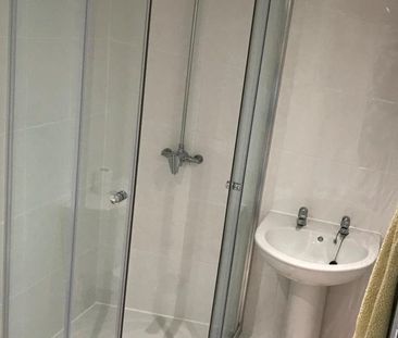 2 bedroom semi-detached house to rent - Photo 4