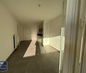 Location Appartement 2 pièces 38m² SETE 34200 - Photo 2