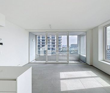 Appartement te huur in Anderlecht voor € 1.750 met 3 slaapkamers - Photo 4