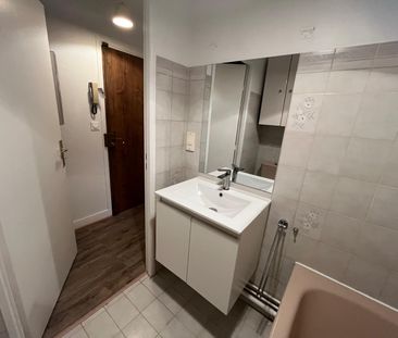 Location Appartement 1 pièce 25m² ST MAUR DES FOSSES 94210 - Photo 5