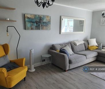 2 bedroom flat to rent - Photo 3