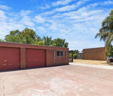 Beaconsfield - Photo 6