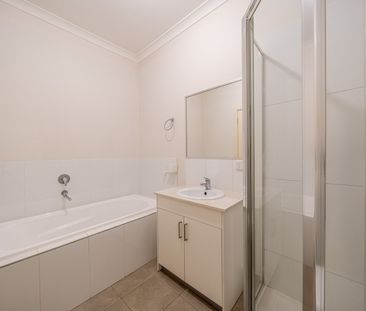 4/4 Arndt Road, Pascoe Vale VIC 3044 - Photo 6
