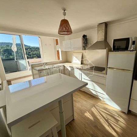 APPARTEMENT TYPE 2 MEUBLÉ LES PENNES MIRABEAU !, - Photo 4