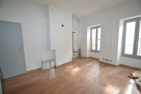 Location Appartement 2 pièces 46m² GANNAT 03800 - Photo 5