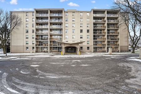 For Lease - 6390 Huggins Street Unit# 605, Niagara Falls, Ontario - Photo 3