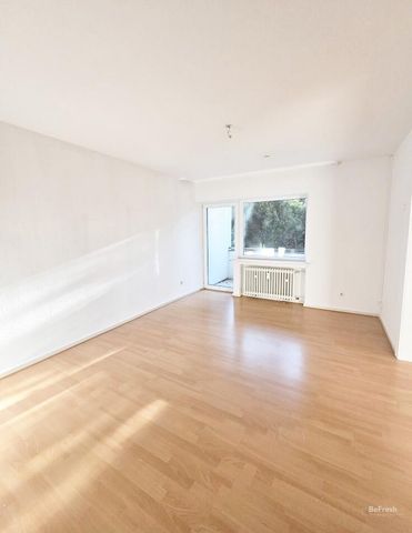 Helle 3,5-Zimmer-Wohnung mit Balkon und großzügigem Wohn-Essbereich – ca. 84 m² - Photo 5