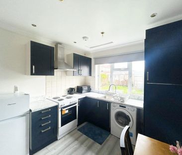 Studio to rent - Photo 4