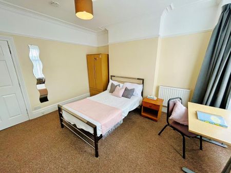 5 bedroom house share to rent - Photo 2