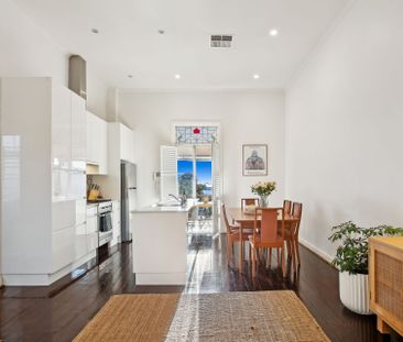Stunning Victorian Terrace - Photo 5