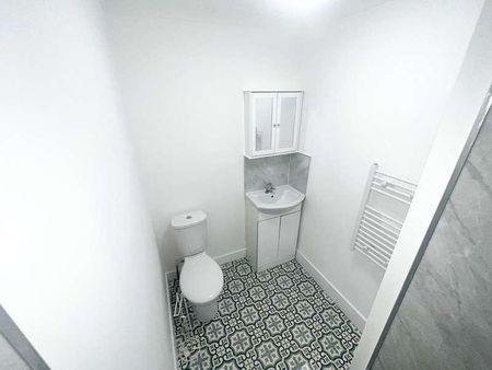 Pound Lane, Bowers Gifford, SS13 - Photo 5