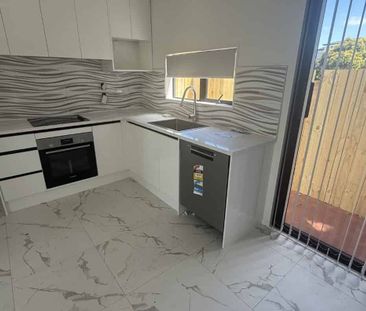 Lovely new 3 bedroom Home Mangere - Photo 4