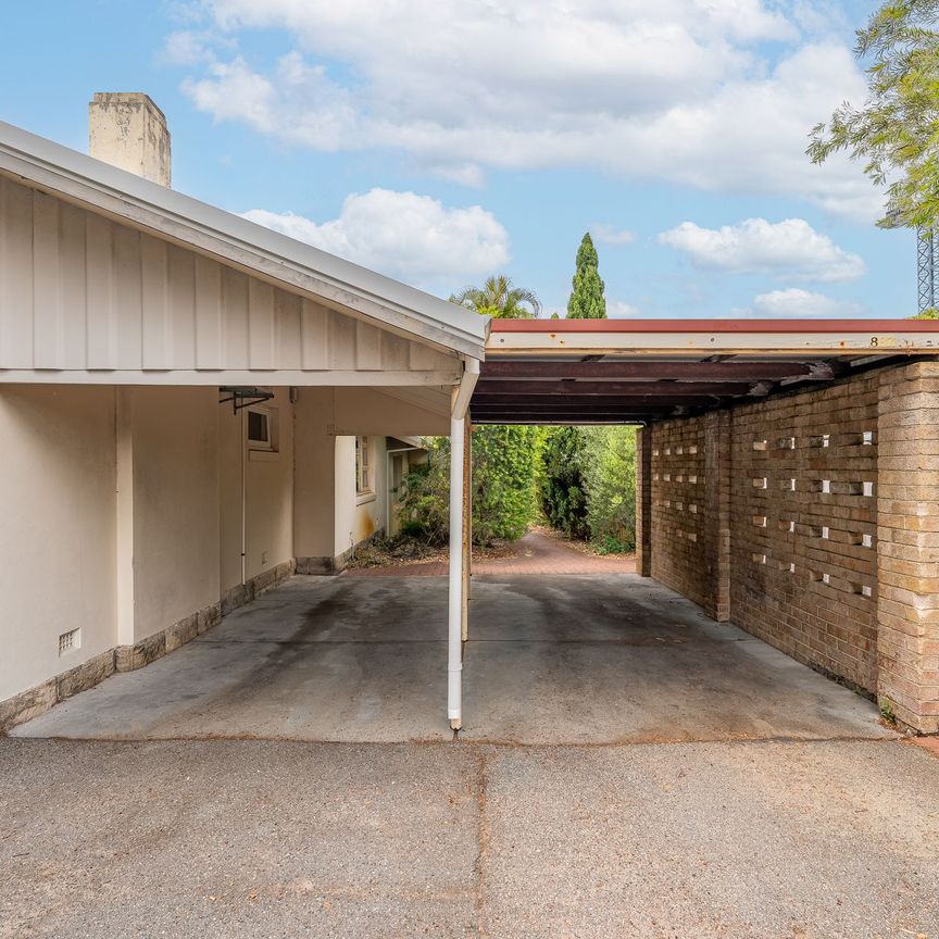 Applecross - Photo 1