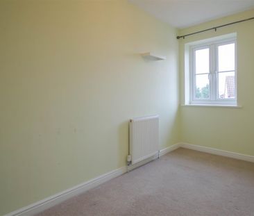 Turner Close, Haverhill - Photo 3