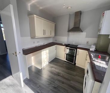 12 Minorca Place, Carrickfergus, BT38 8AU - Photo 3