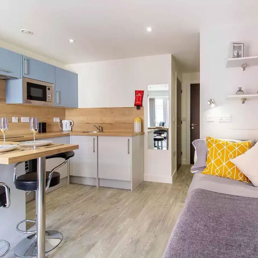 York Street - Premium Studio - Photo 1