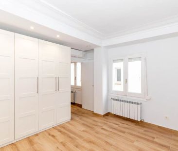 Piso de alquiler en Calle de San Miguel, Paseo Independencia - Photo 1