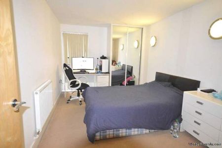 2 bedroom property to rent in London - Photo 5