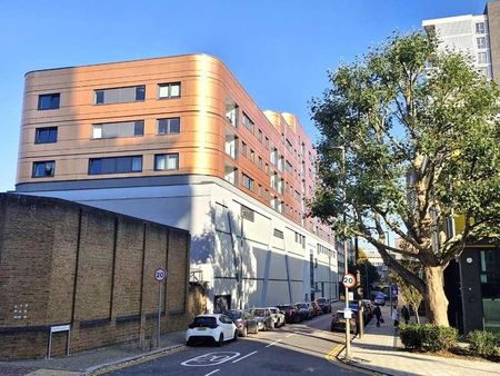 Holman Road, Battersea, London, SW11 - Photo 3