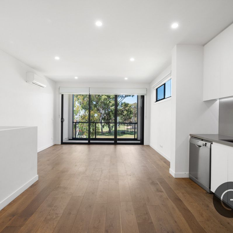 A Simple & Stylish Place To Call Home - Photo 1