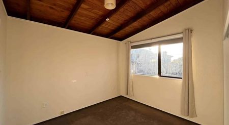 *Inviting Rental Opportunity in New Lynn* - Photo 4