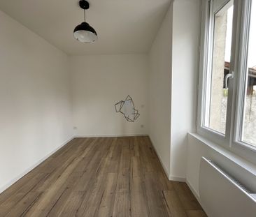 Location Appartement 3 pièces 44m² CARMAUX 81400 - Photo 3