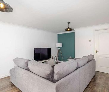 Bunce Drive, Caterham, CR3 - Photo 3