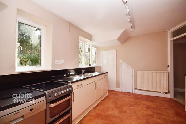 3 bedroom detached house to rent - Photo 1