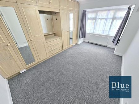 5 bedroom semi-detached house to rent - Photo 4