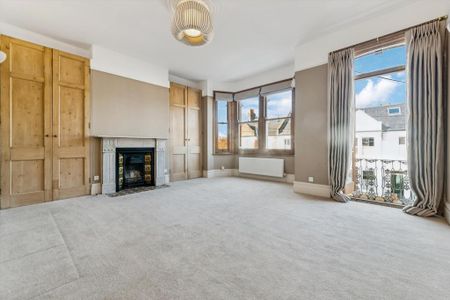 5 bedroom terraced house to rent - Photo 2