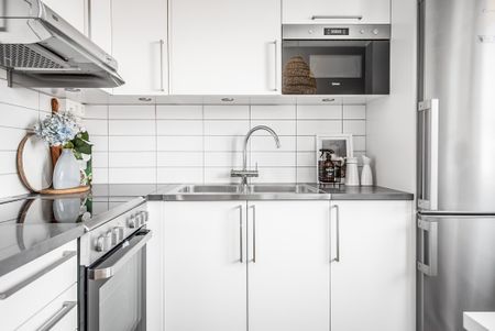 Ovanbygränd 8, Rinkeby - Photo 3