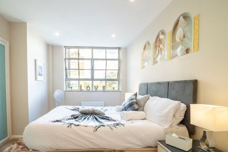 Room in a Shared Flat, North Street, BN1 - Photo 3