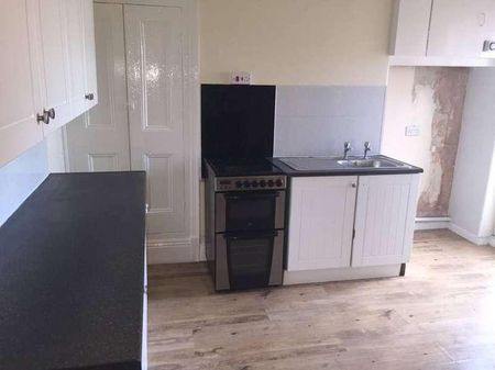 Alliance Avenue, HU3 - Photo 5