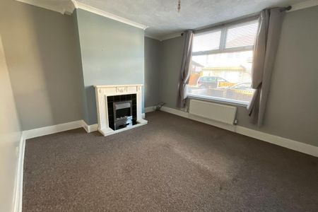 3 bedroom terraced house to rent - Photo 4