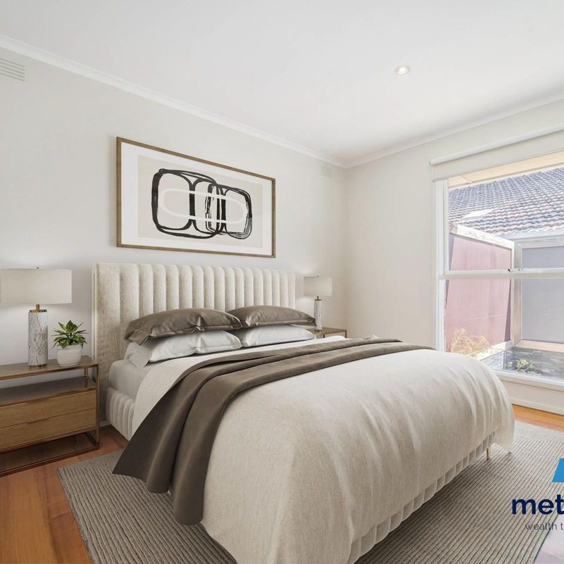2/12 Byron Street, BRIGHTON, VIC - Photo 1