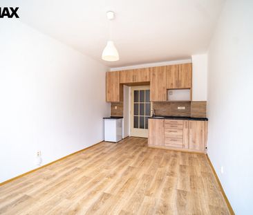 Pronájem bytu 1+kk 27 m² - Photo 2