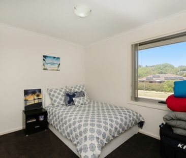 Stylish 2-Bedroom Apartment in Latham - Photo 3