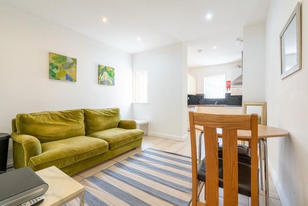 5 bedroom house to rent - Photo 1