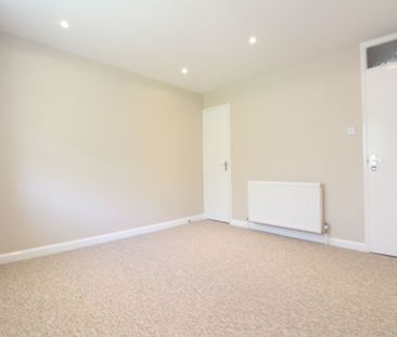 Withy Bush, Burgess Hill, RH15 - Photo 4