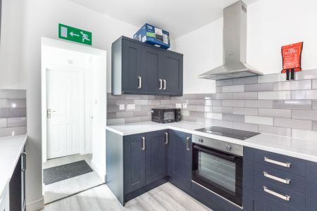 39 Park Road, Rugby - Photo 3
