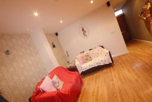 Lovat Road, Preston - Photo 1