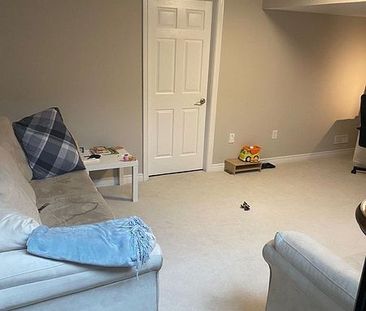 For Lease - 34 Cedarcrest Street, Caledon, Ontario - Photo 4