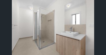 38 Beaconsfield Drive, Mickleham, Vic 3064 - Photo 3