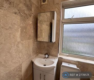 3 bedroom terraced house to rent - Photo 6